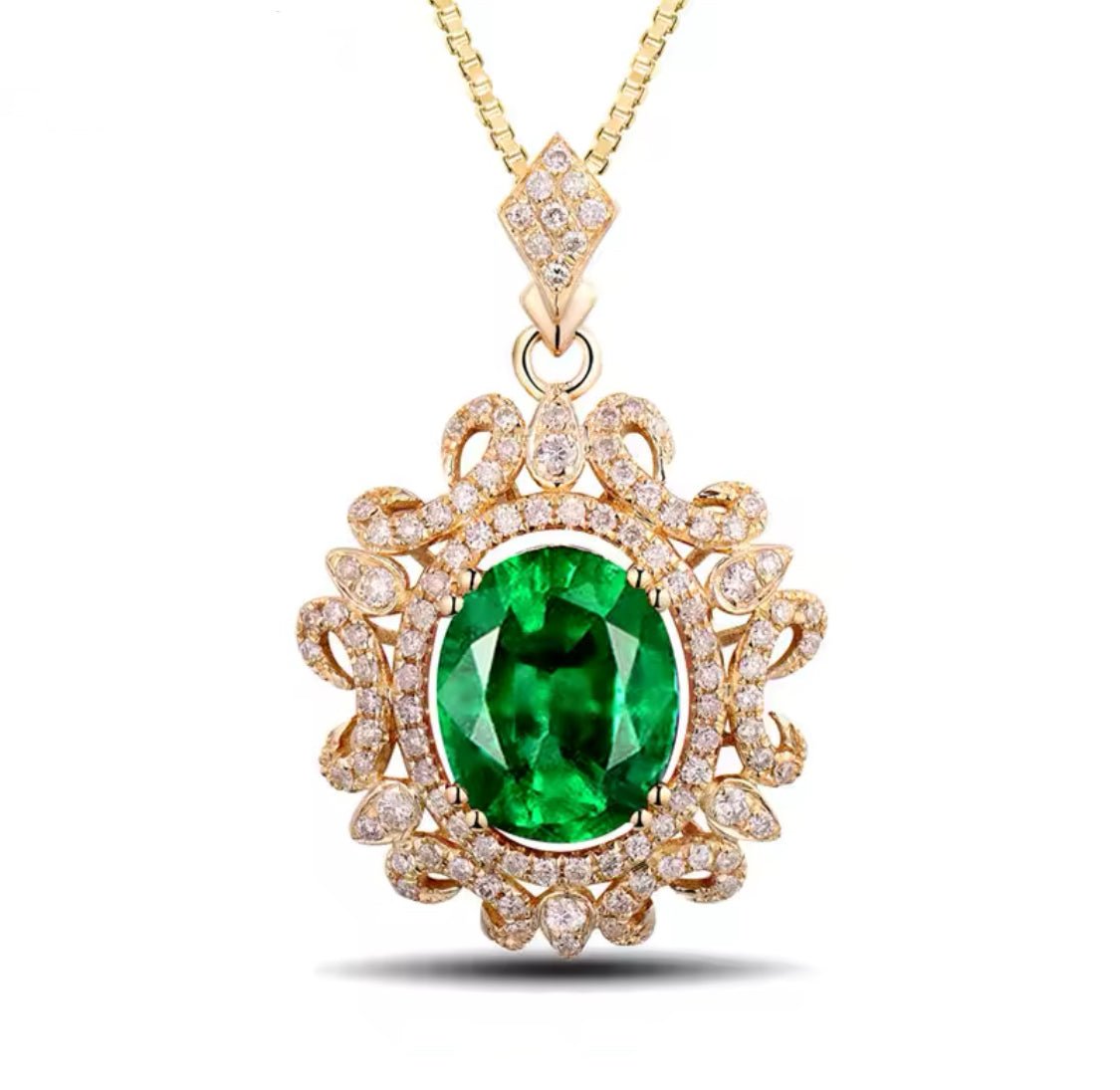 14 Kt Yellow Gold Diamond 2.39 ct Emerald Pendant
