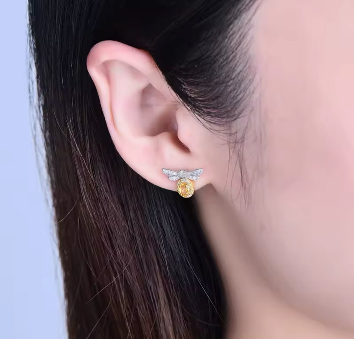 14K White Gold 0.52 ct Yellow Sapphire Earrings with Diamond