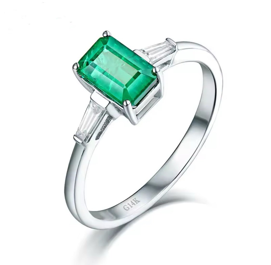 14Kt Gold Diamond 0.85 ct Emerald Ring