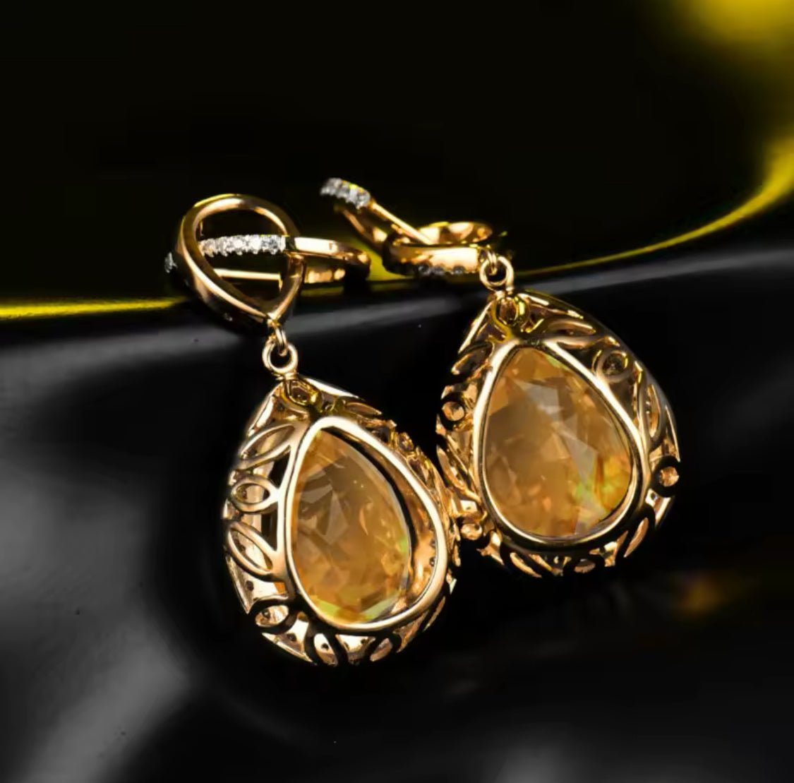 14Kt Gold Diamond 11.50 ct Citrine Earrings