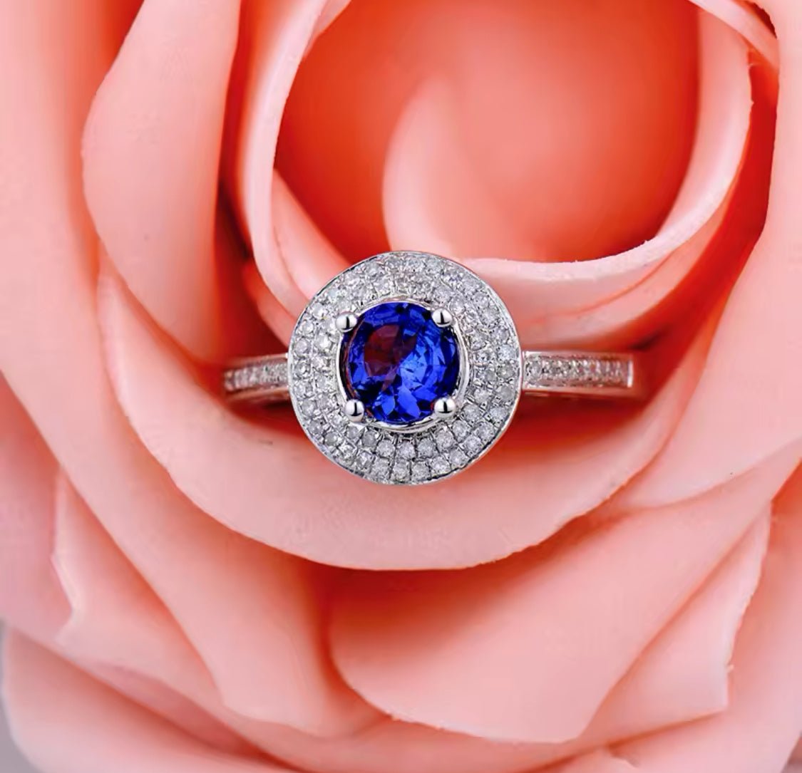 14Kt White Gold 0.98 ct Tanzanite Ring with Diamonds (Unisex)