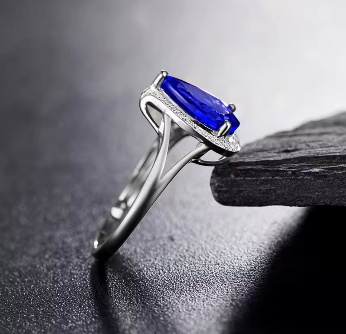 14Kt White Gold 1.89 ct Tanzanite Ring with Diamonds