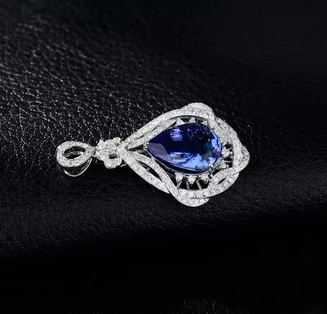 14Kt White Gold Diamonds 2.10 ct Tanzanite Pendants