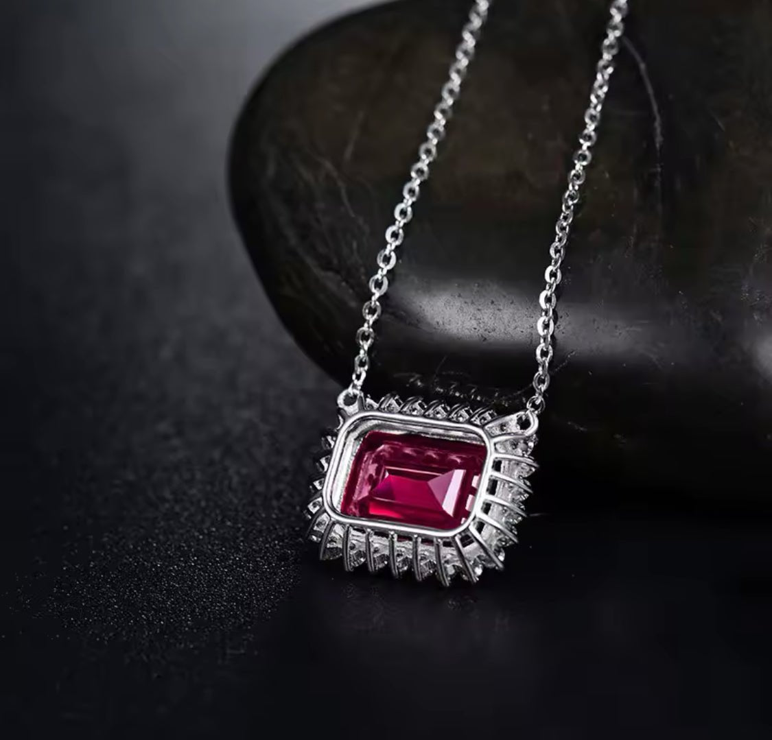 14Kt White Gold Natural Diamond 3.50 ct Tourmaline Pendant with Chain