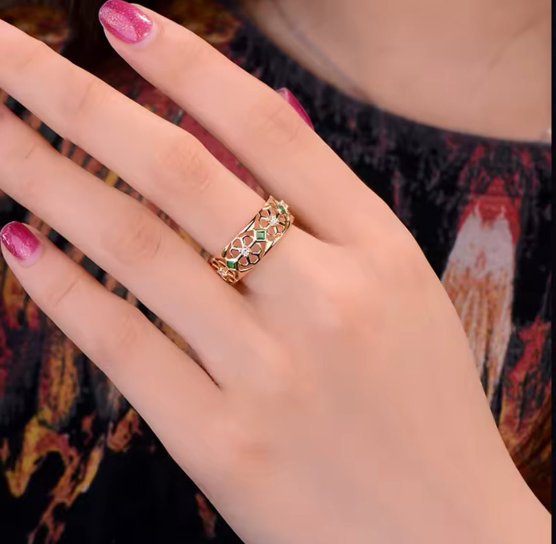 18Kt Gold Natural Diamond 0.37 ct Emerald Ring (Unisex)