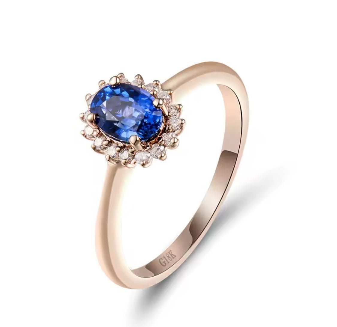 18Kt Rose Gold 0.77 ct Sapphire Ring with Natural Diamonds