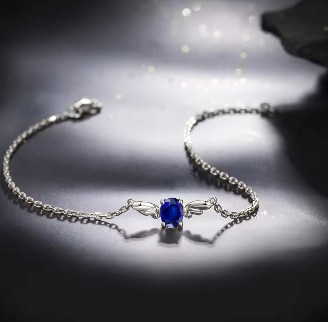 18Kt White Gold 0.74 ct Sapphire Bracelet