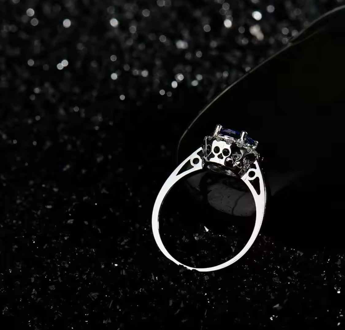 18Kt White Gold 0.85 ct Tanzanite Ring with Diamonds