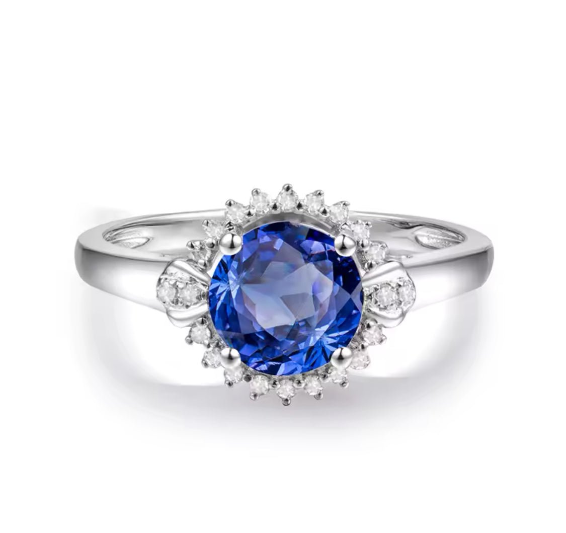 18Kt White Gold 1.40 ct Tanzanite Ring with Diamonds