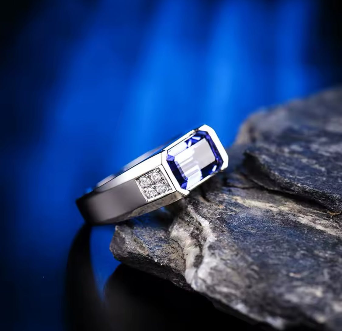 18Kt White Gold 3.19 ct Tanzanite Ring with Diamonds (Men)