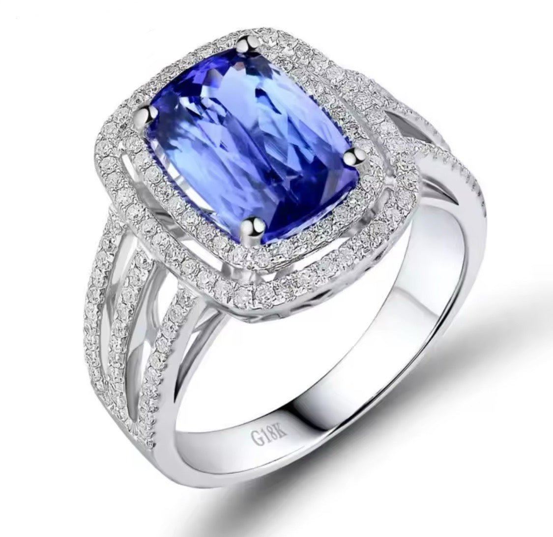 18Kt White Gold 3.84 ct Tanzanite Ring with Diamonds