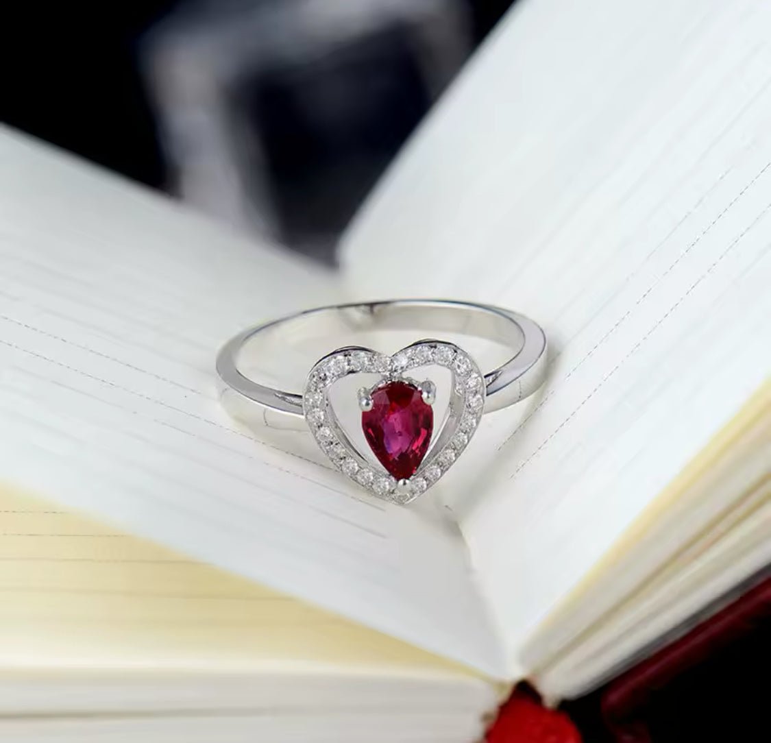 18Kt White Gold Diamond 0.55 ct Ruby Ring