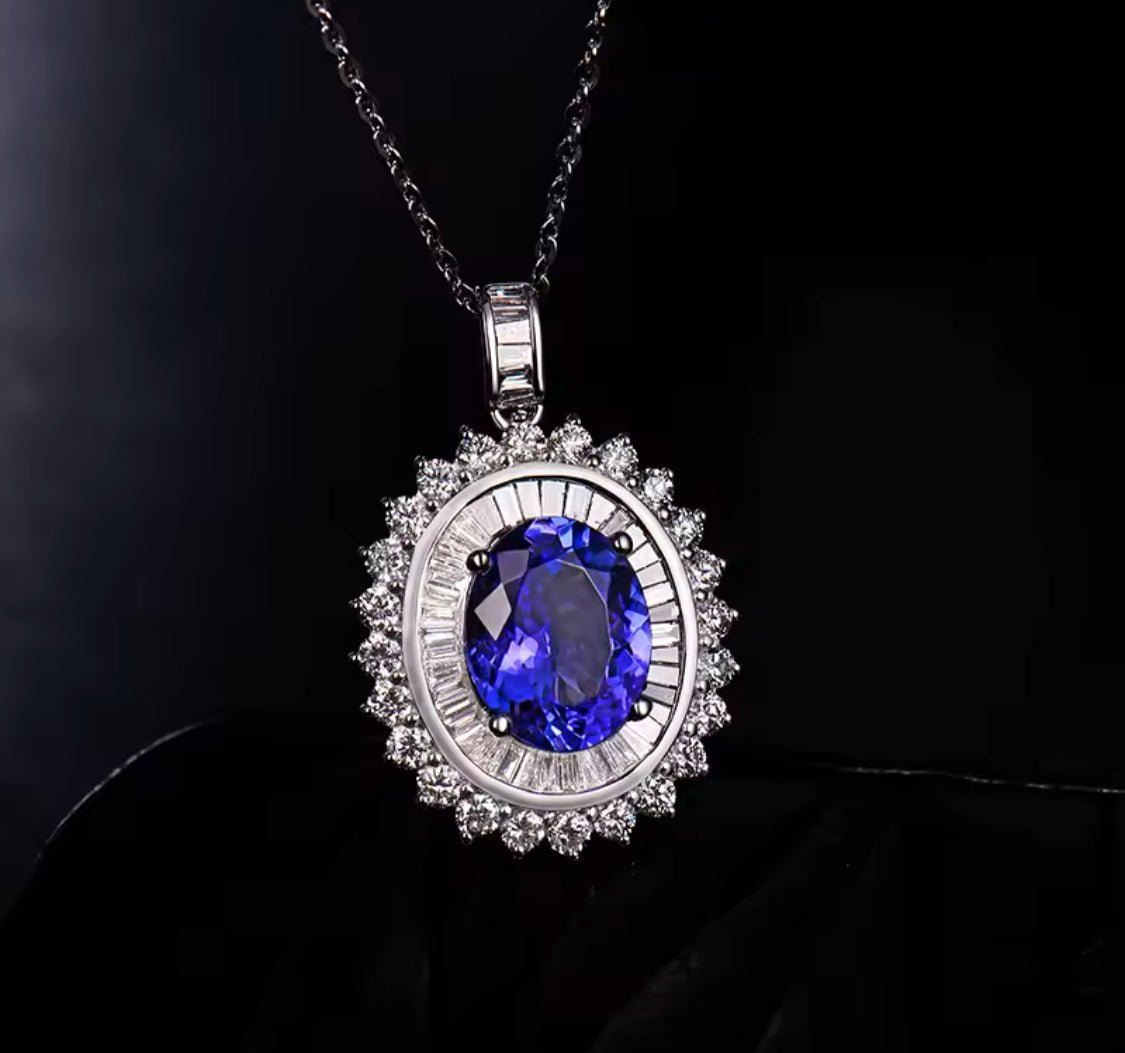 18Kt White Gold Diamonds 4.39 ct Tanzanite Pendants