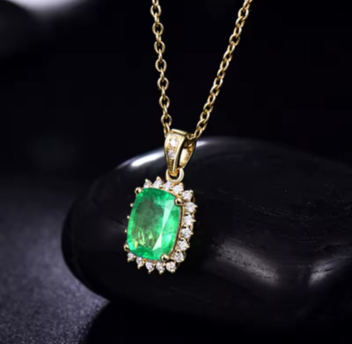 18Kt Yellow Gold Diamond & 1.50 ct Emerald Pendant