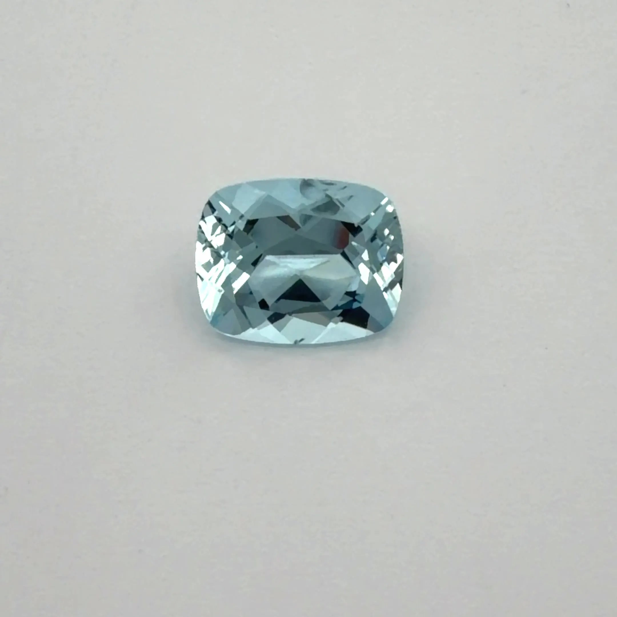 2.86ct Cushion Natural Aquamarine (Colour Blue, Clarity Eye Clean, Cut Faceted)