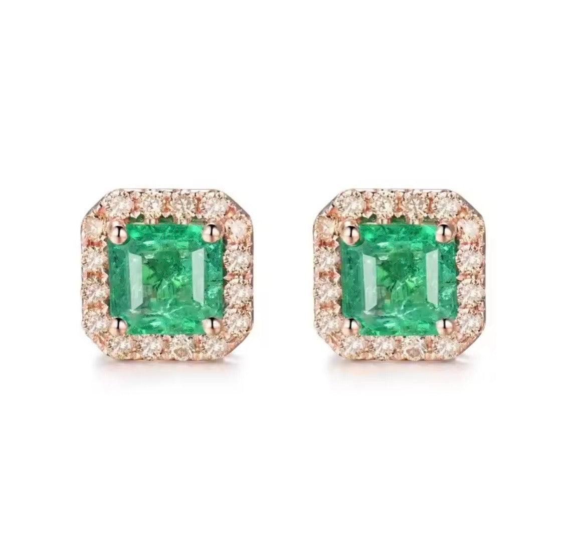 18Kt Yellow / White / Rose Gold Diamond 1.80 ct Emerald Stud Earrings
