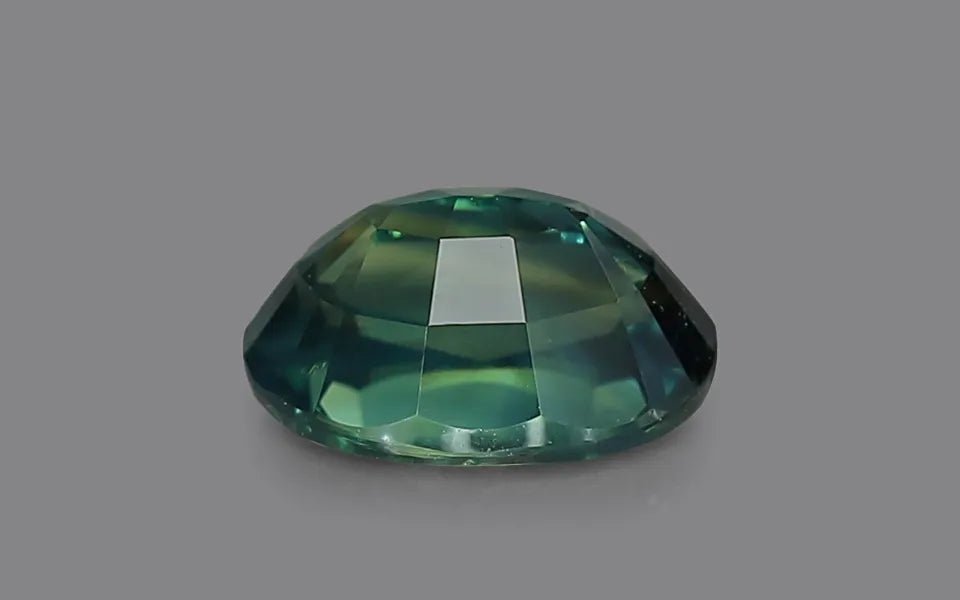 Bi color Sapphire - 0.99 ct