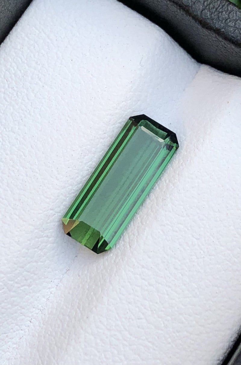 Blue - Green Tourmaline - 2.50 ct (Top Quality)