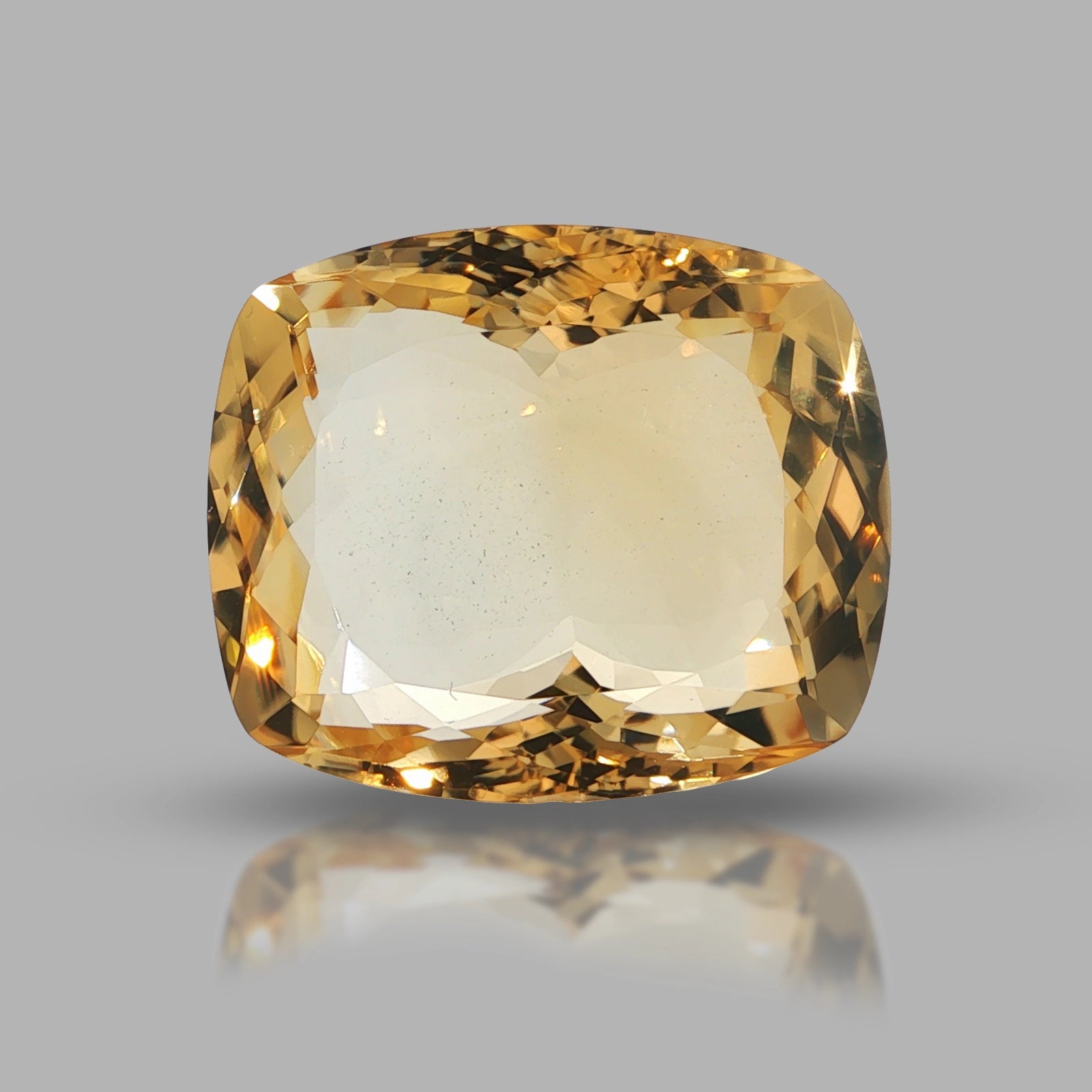Natural citrine, cushion cut, 43.1 ct, loose gemstone, view 5.