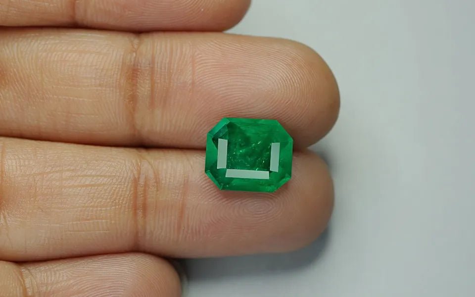 Colombia Emerald - 3.32 ct