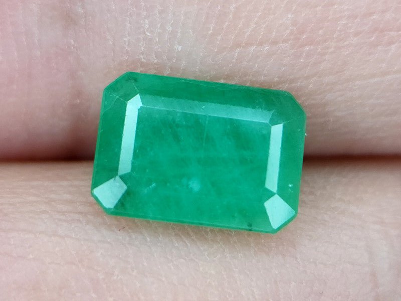 Emerald - 1.95 ct