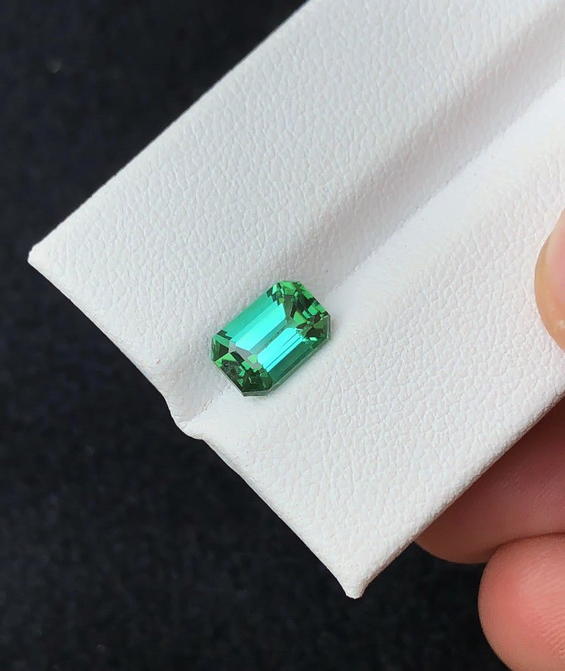 Green Tourmaline - 1.58 ct
