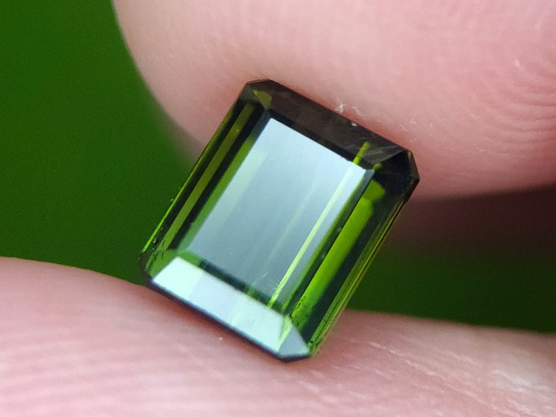 Green Tourmaline - 1.78 ct