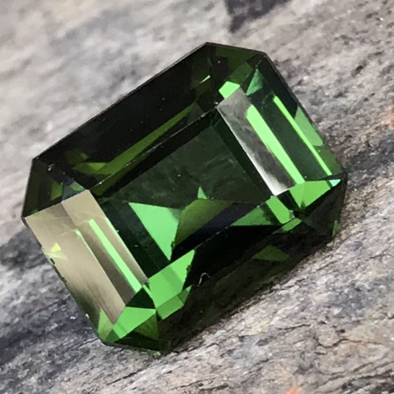 Green Tourmaline - 4.14 ct