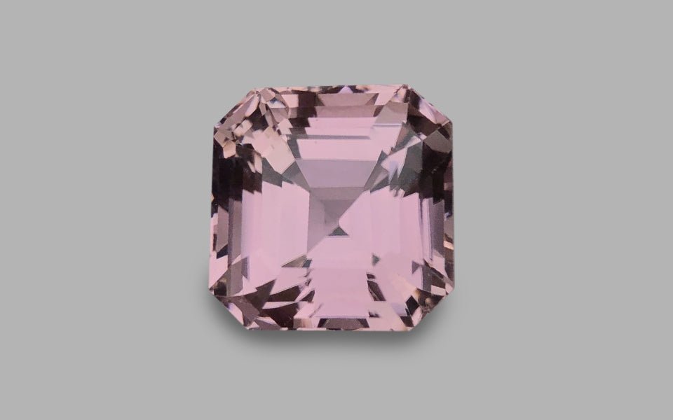 Kunzite 39.60 ct – Light Peach Pink, Square Cut