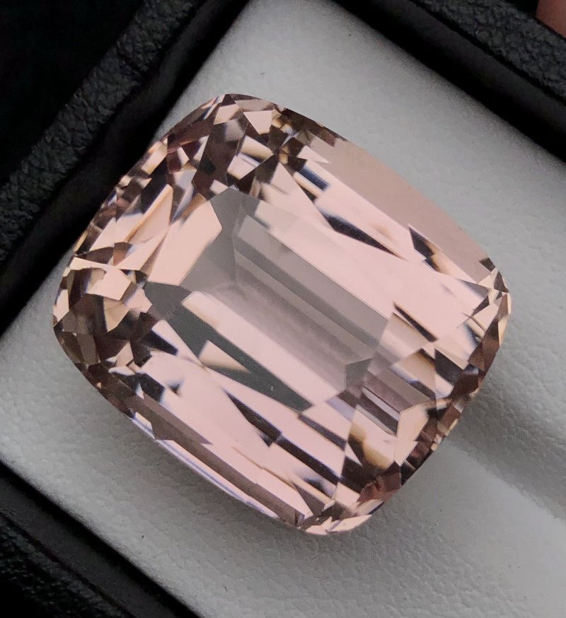 Kunzite 54.25 ct – Peach Pink, Cushion Cut, Heated