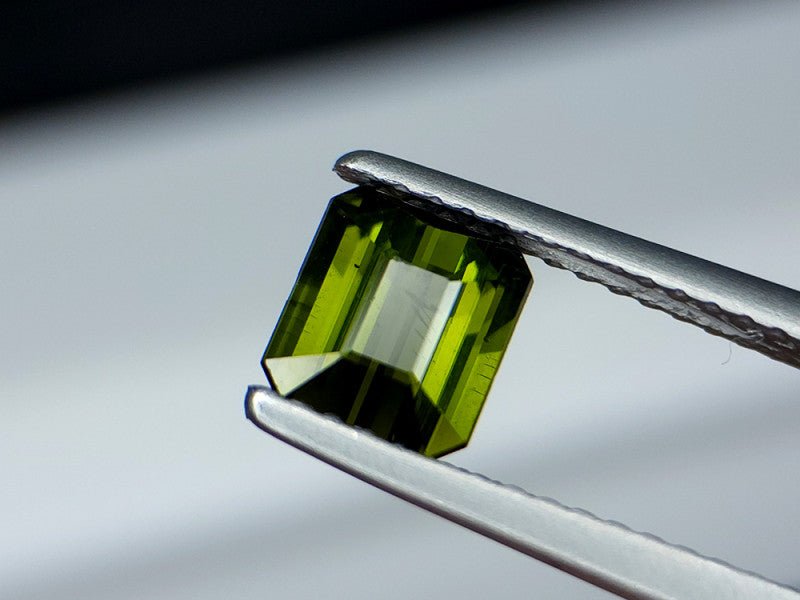 Mint Green Tourmaline - 0.99 ct