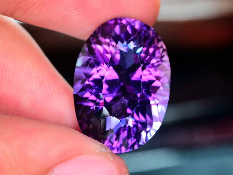 Natural Amethyst 22.28 ct – Violetish Purple, Oval Cut, Untreated, Brazil, ČGL Certified