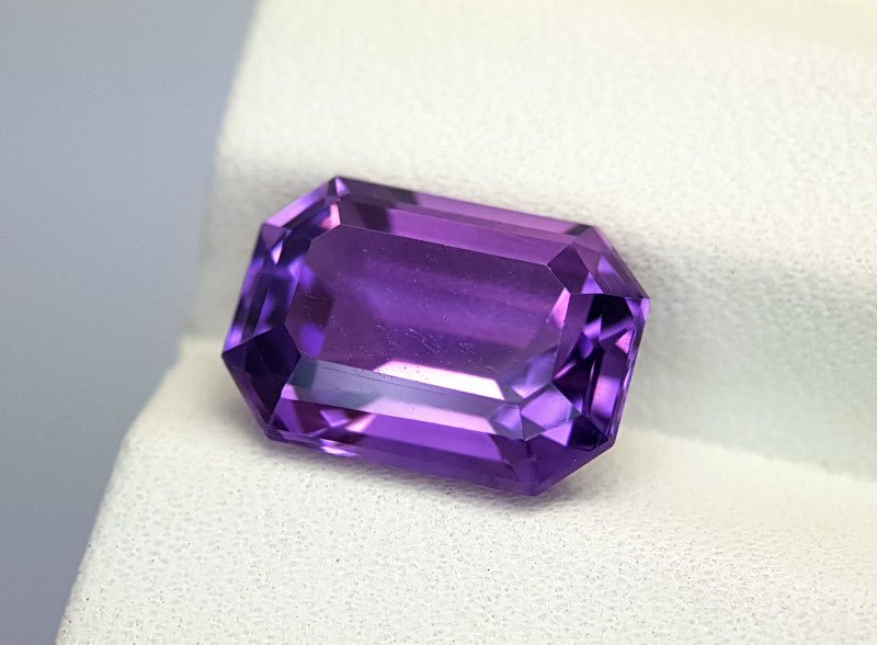 Natural Amethyst 5.35 ct – Purple, Octagonal Cut, Untreated