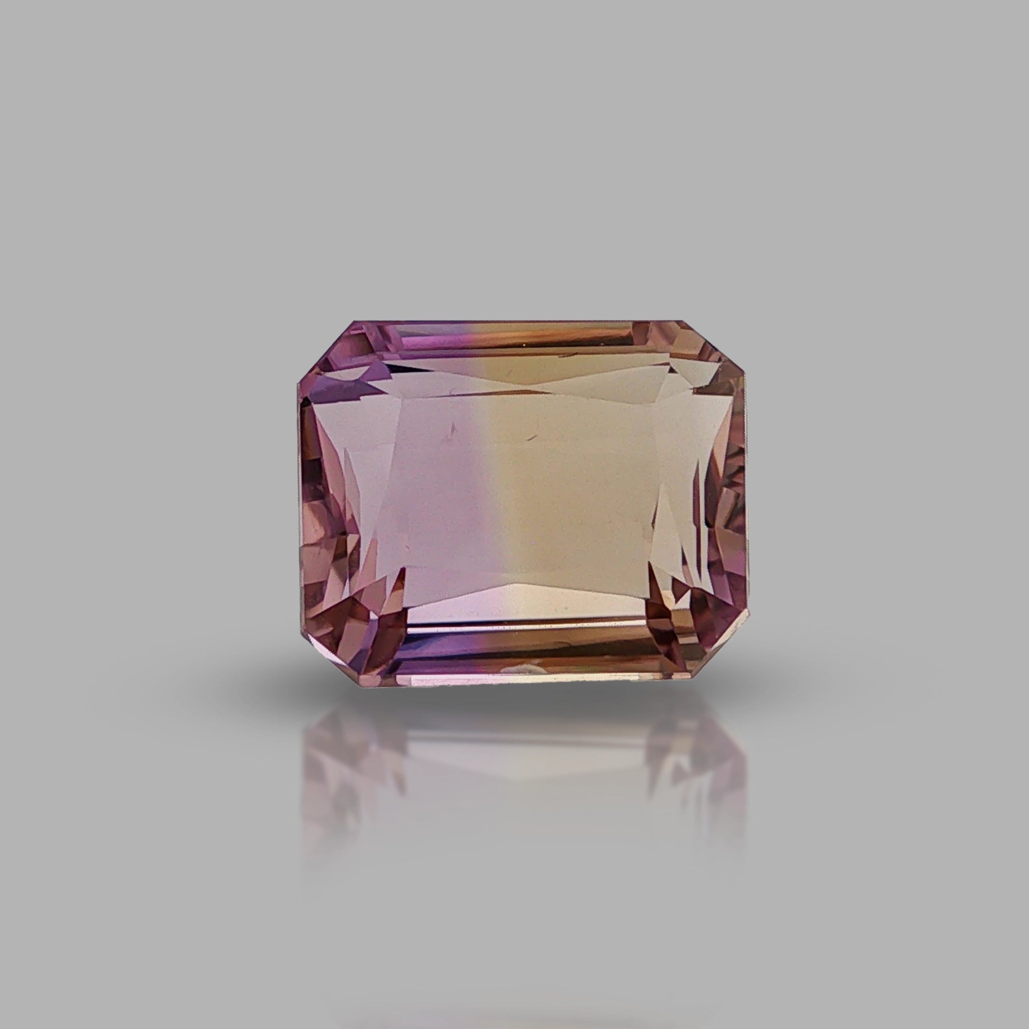 Natural ametrine, light purple / light yellow, octagon cut, 11.31 ct, loose gemstone, view 5.