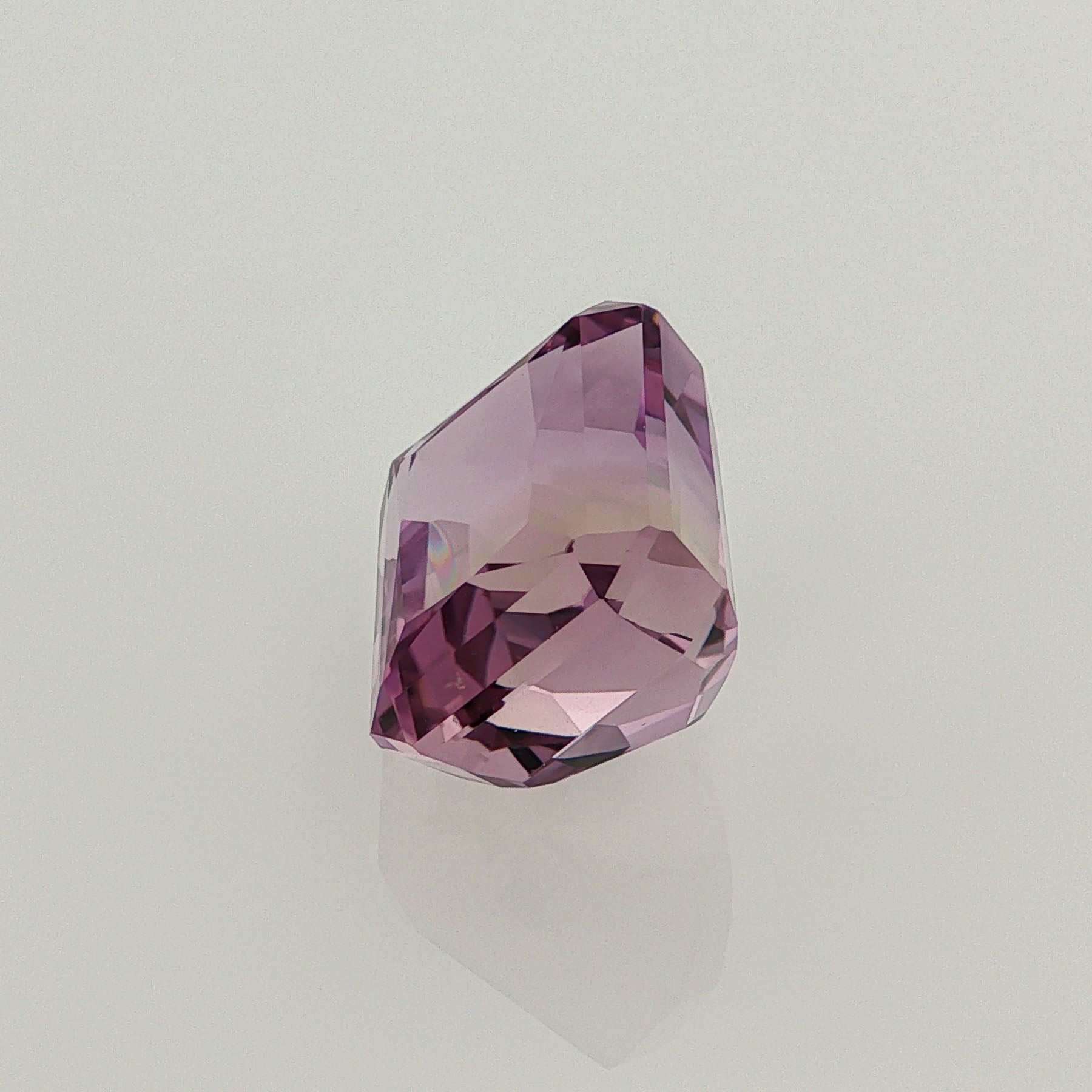 Natural ametrine, light purple / light yellow, octagon cut, 13.7 ct, loose gemstone, view 3.