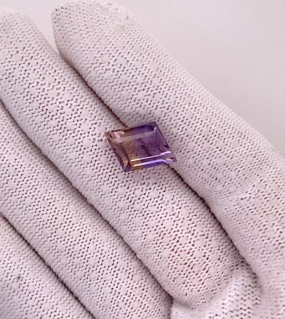 Natural Ametrine 6.55 carats, lozenge cut, purple and yellow bi-color gemstone, untreated