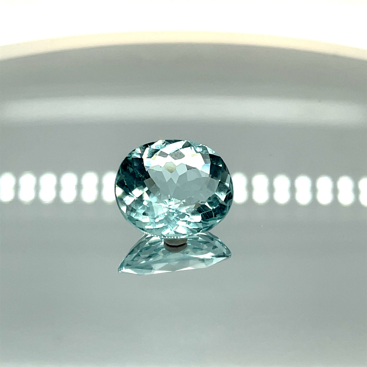 Natural Aquamarine 10.09 ct – Roundish Oval Cut, Untreated