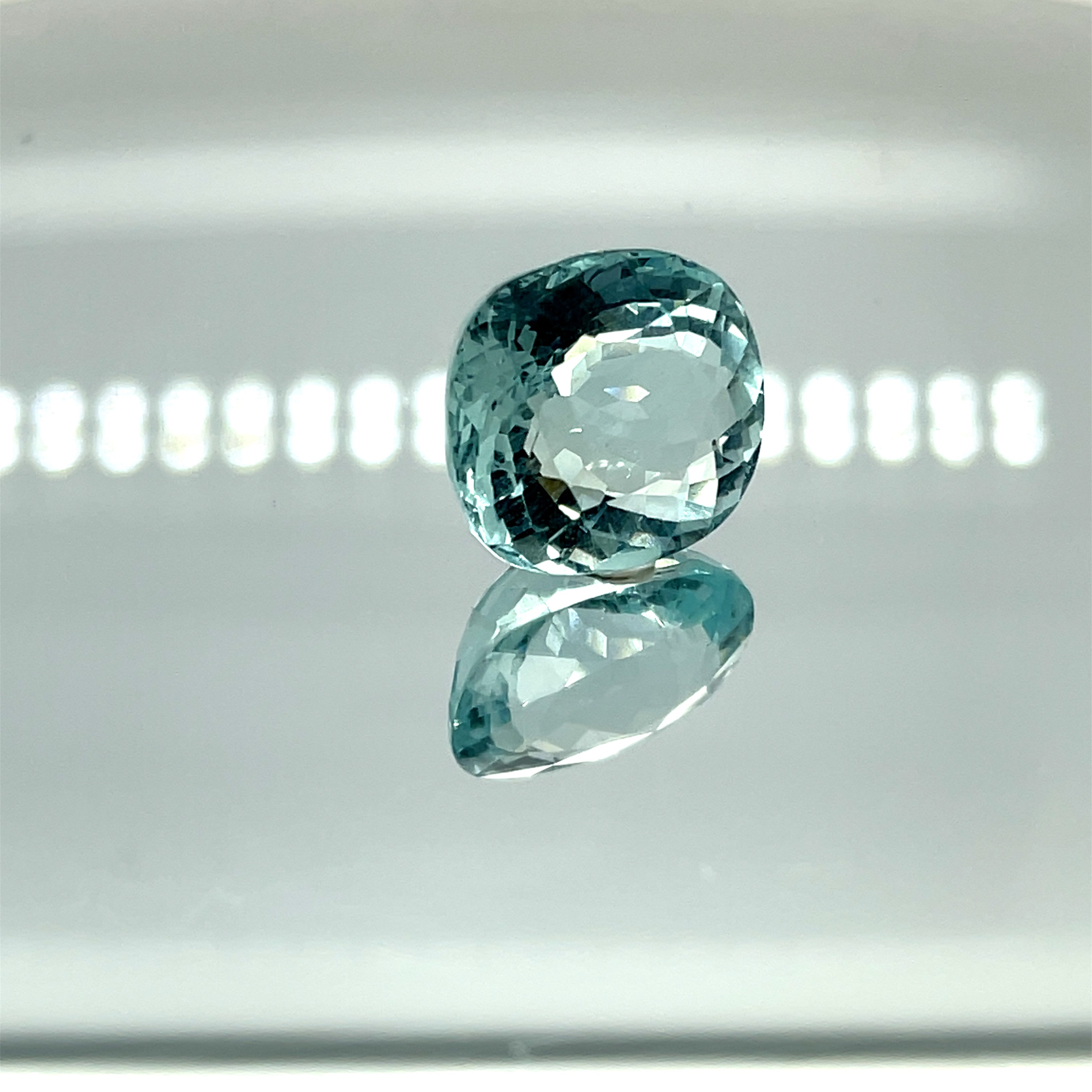 Natural Aquamarine 10.37 ct – Oval Cut, Untreated