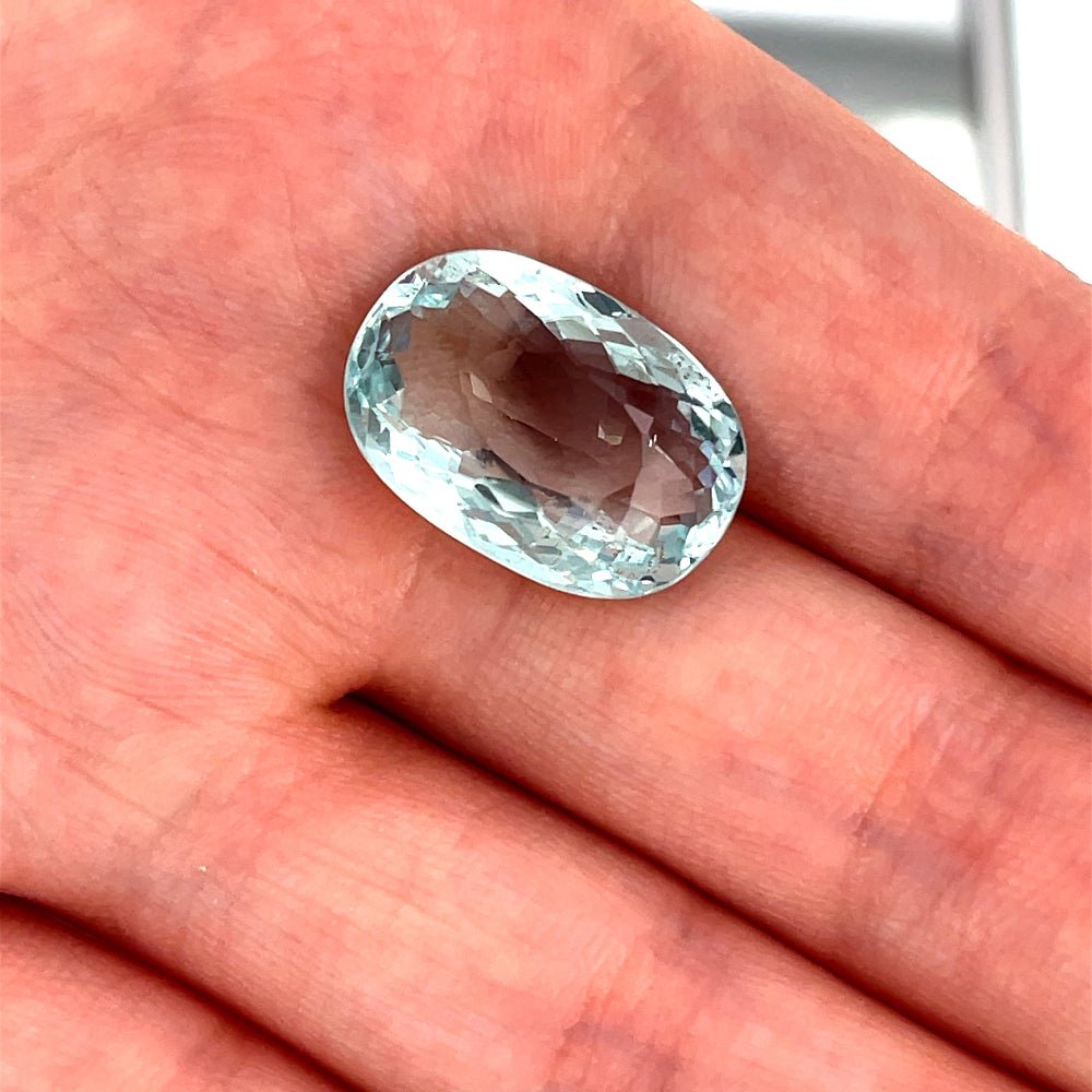 Natural Aquamarine 11.06 ct – Oval Cut, Untreated