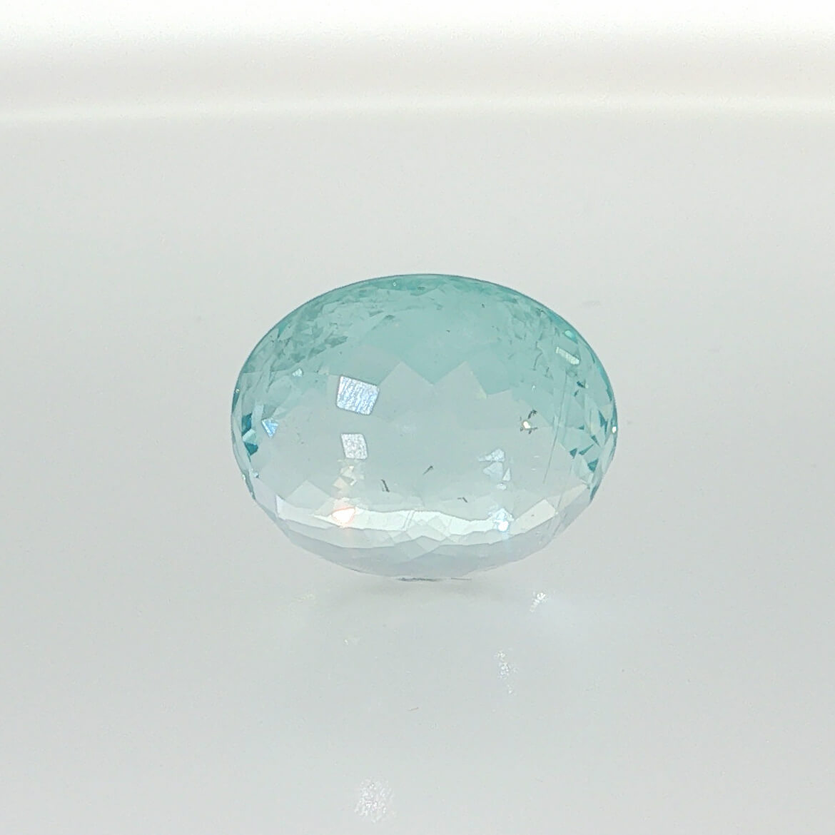 14.68 ct Aquamarine oval cut eye clean loose gemstone