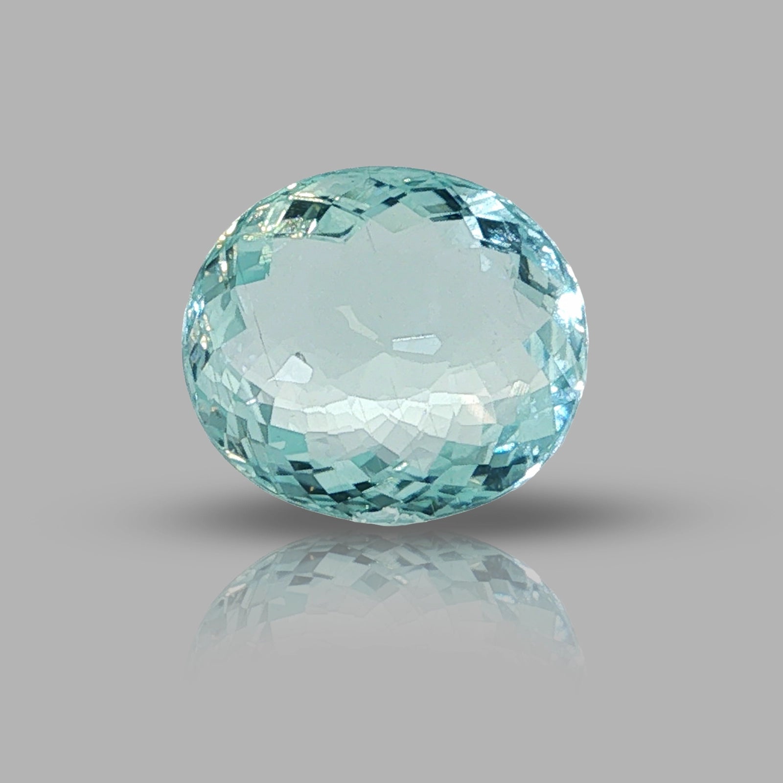 14.68 ct Aquamarine oval cut eye clean loose gemstone