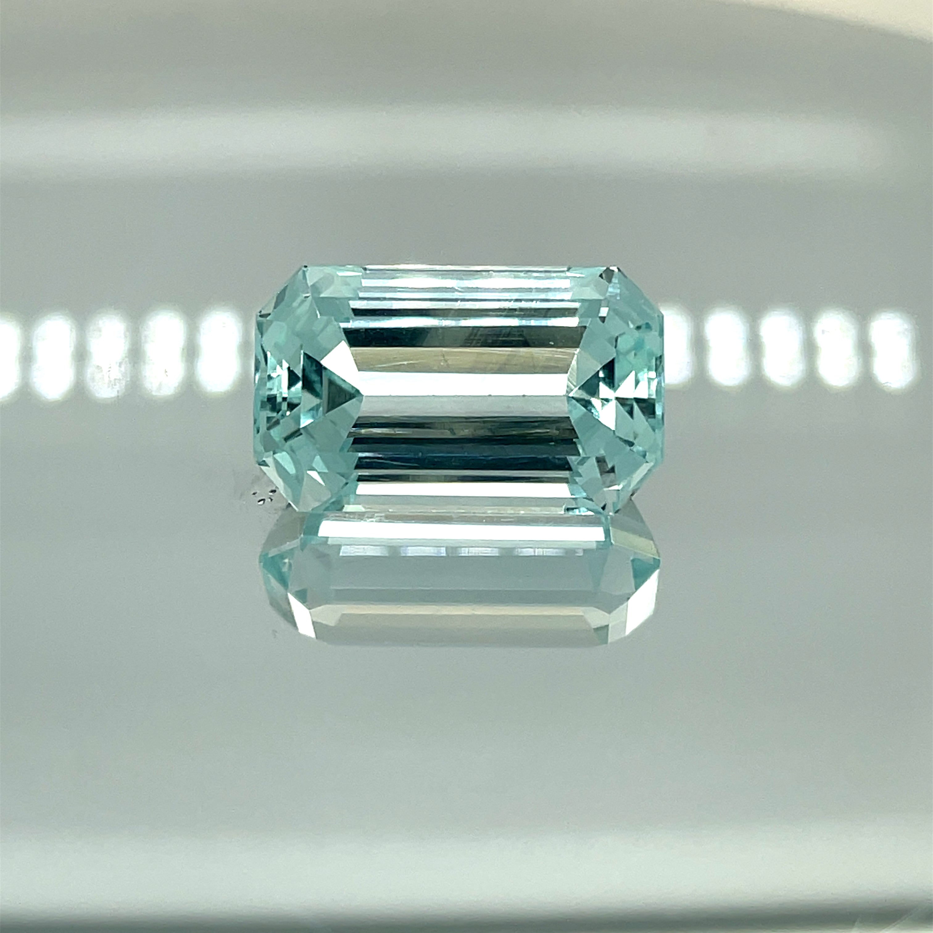 Natural Aquamarine 19.59 ct – Emerald Cut, Untreated, Certified