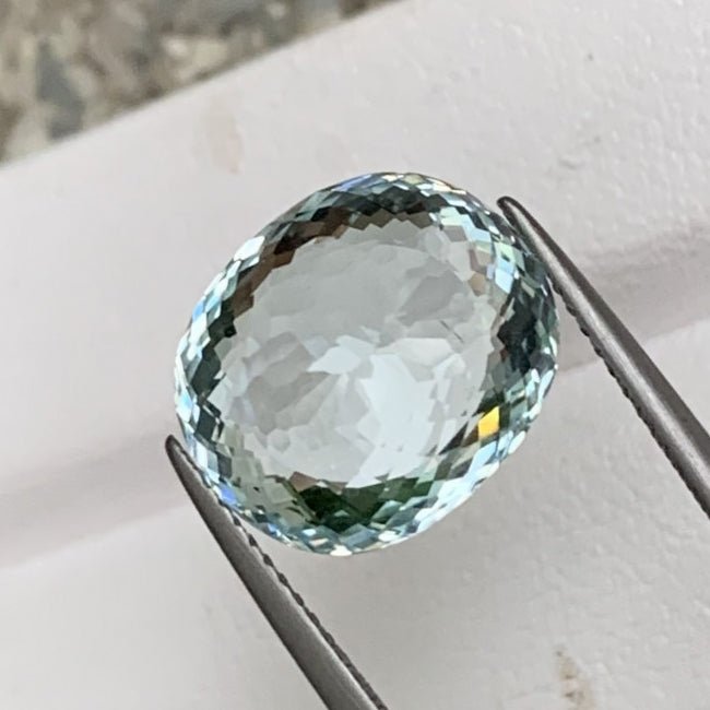 Natural Aquamarine 6.95 ct – Oval Cut, Untreated, ČGL Certified