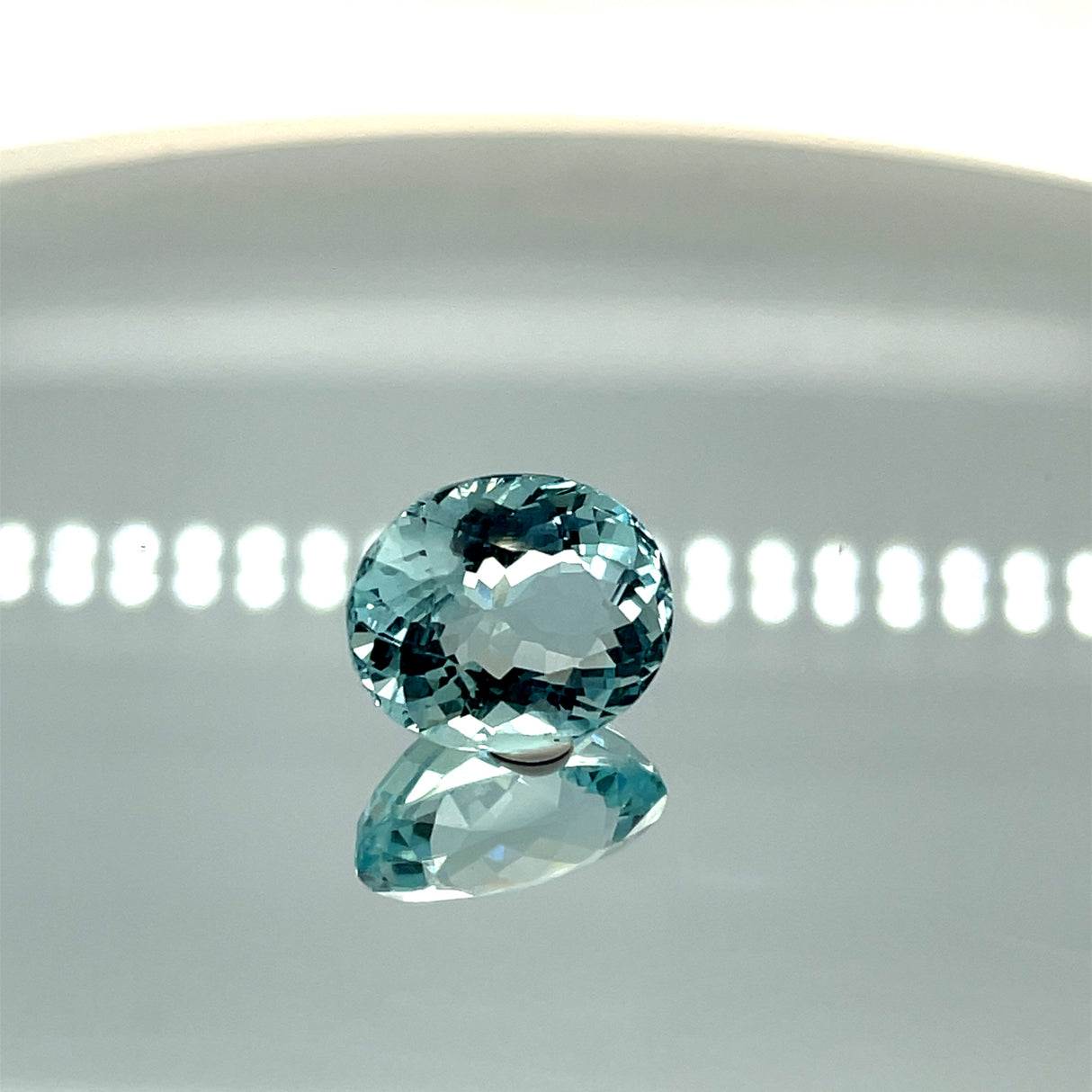 Natural Aquamarine 8.22 ct – Roundish Oval Cut, Untreated