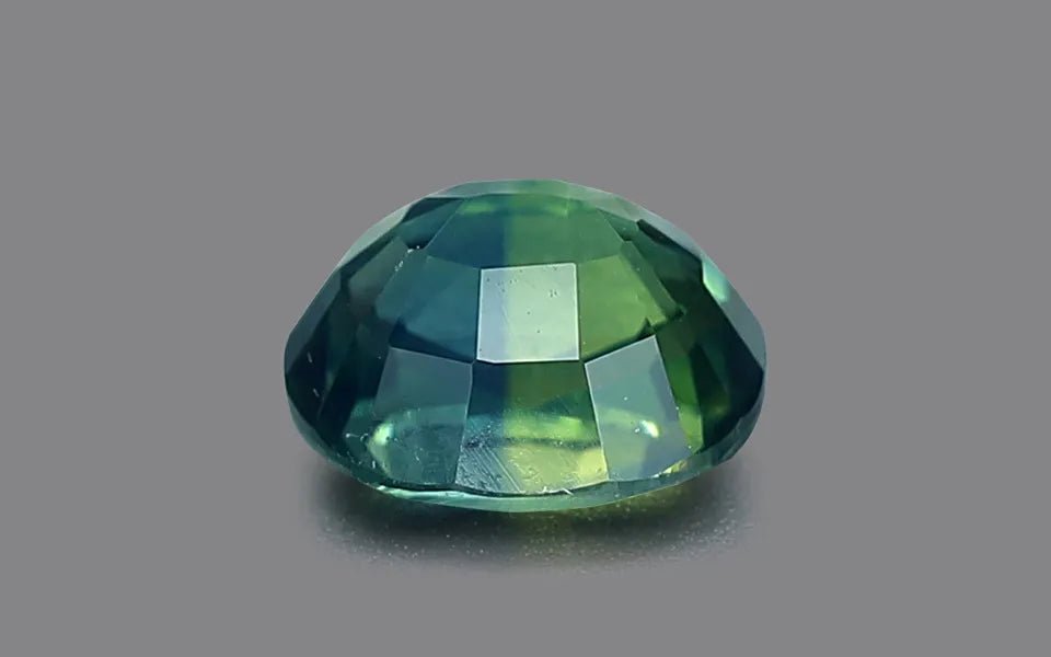 Natural Bi color Sapphire - 0.95 ct