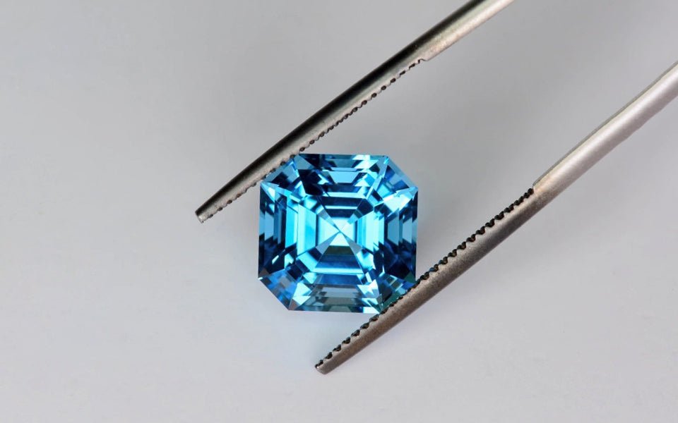 Natural Blue Topaz 8.21 ct – Custom Cut, VVS Clarity, Brazil