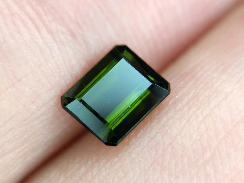 Natural Green Tourmaline 1.17 ct – Square Cut, Untreated