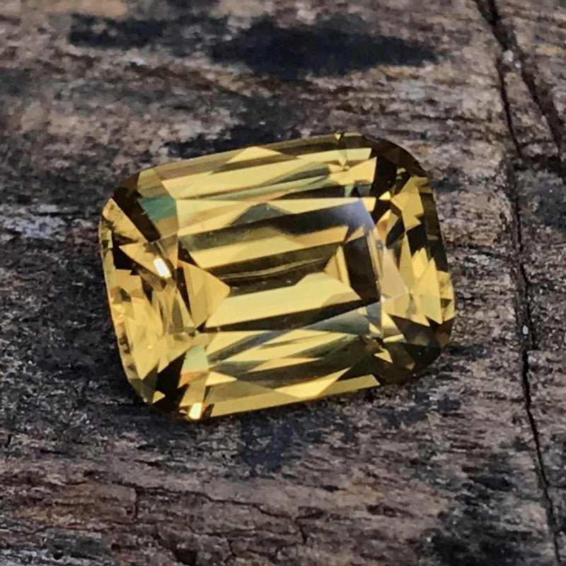 Natural Greenish Yellow Zircon 3.20 ct – Cushion Cut, Untreated, Sri Lanka