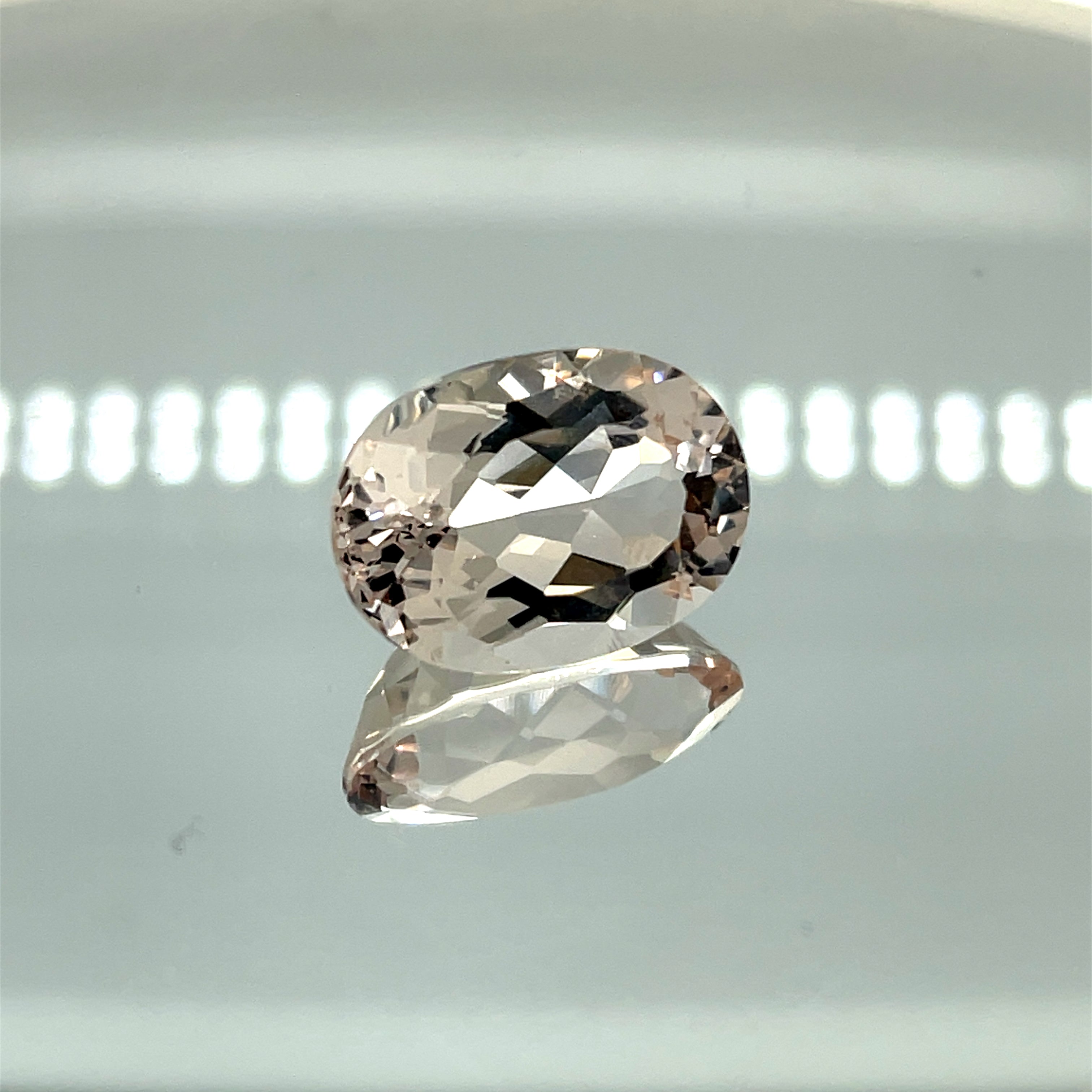 Natural Morganite 13.59 ct – Oval Cut, Unheated