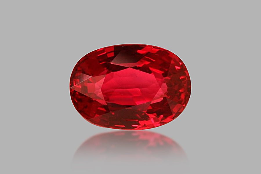 Natural Mozambique Ruby 4.09 ct – Vivid Red “Pigeon Blood”, Oval, Untreated, GRS Certified